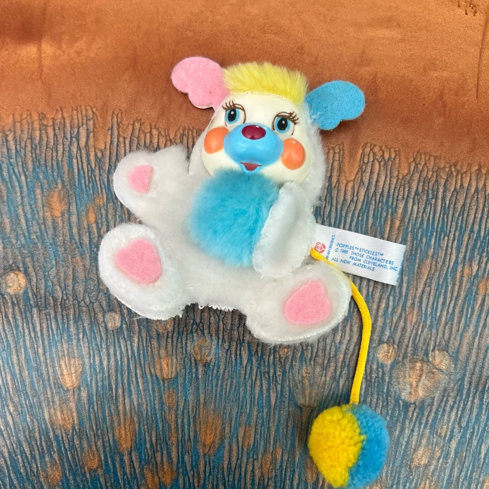 Vintage Mattel POPPLES 1986 Puffball White Blue Nose Yellow Plush Gift Sticker